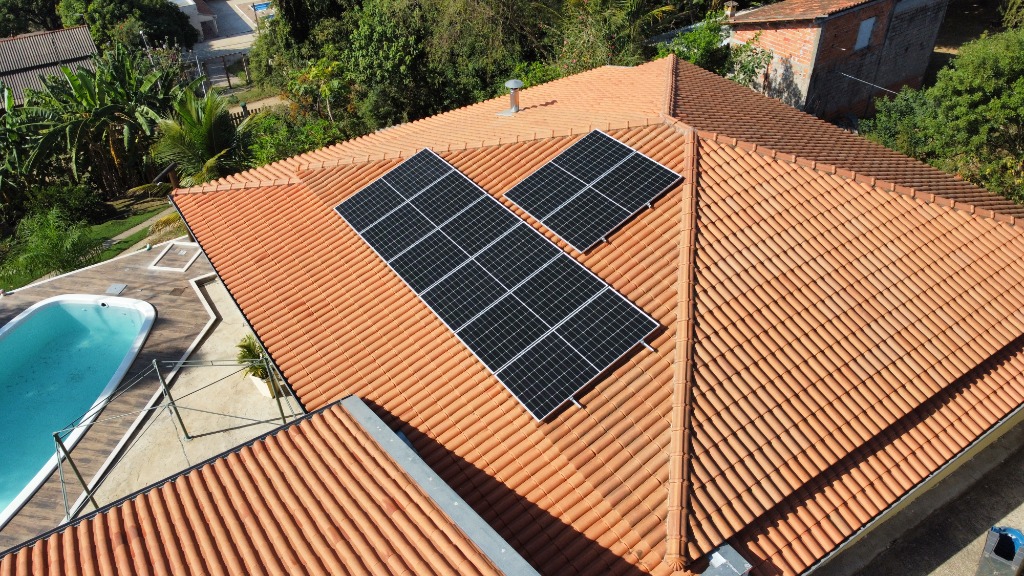 Residência Pedro com painéis solares